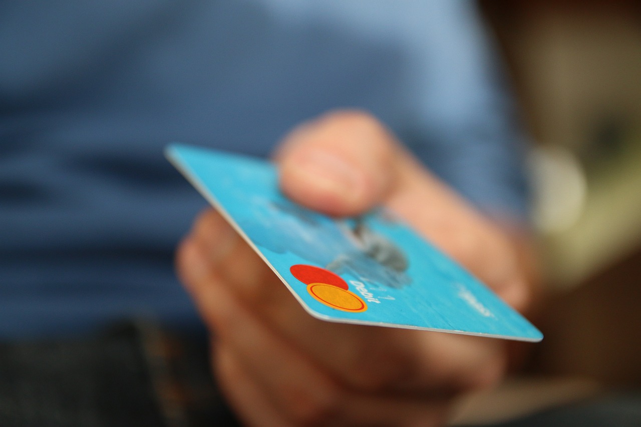 自己破産後、クレジットカードはいつから作れるのか？