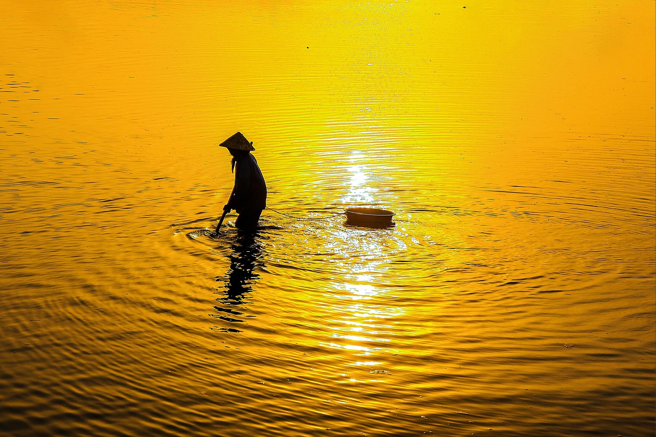 個人再生を利用するための条件として必要な収入はどれくらい？