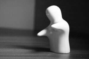 自己破産に必要な書類のチェックリストは何ですか？